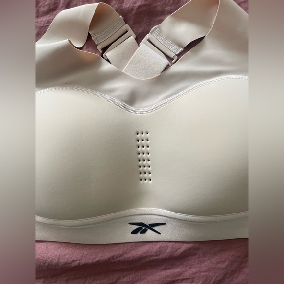 Reebok Sports Bra-NWT - Picture 2 of 7